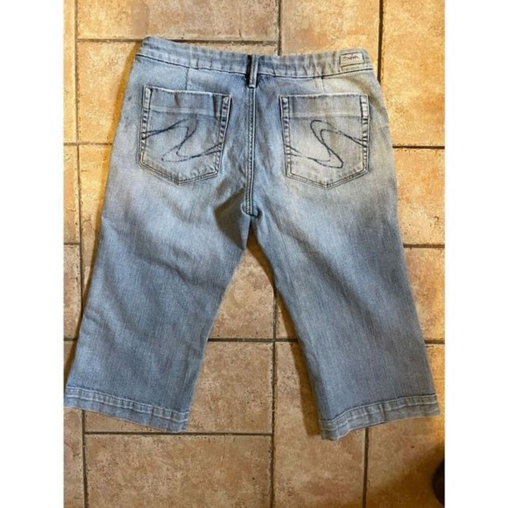 Silver Women’s Capri Jeans (SZ 29)